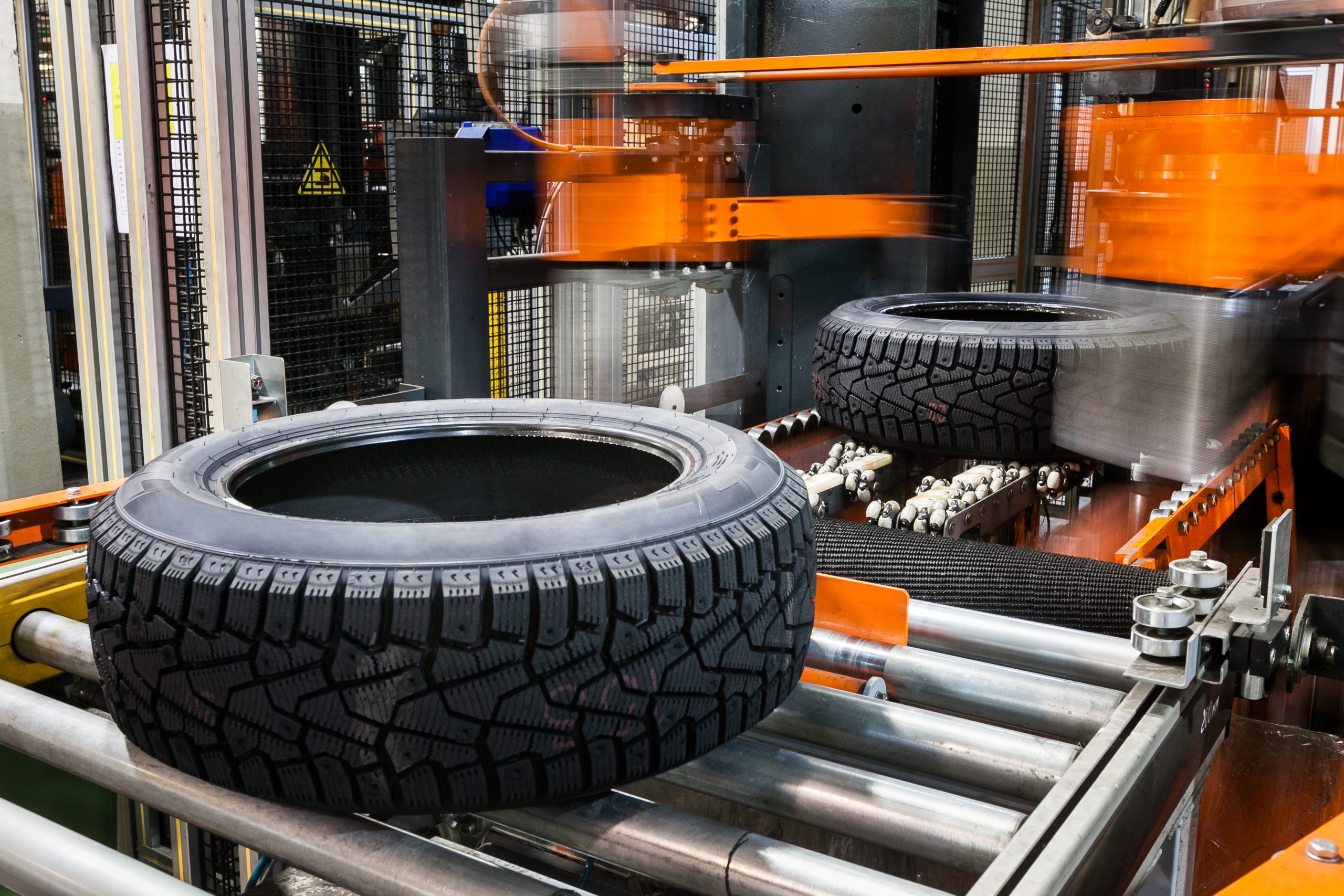 tyre-production-machine-conveyor-3