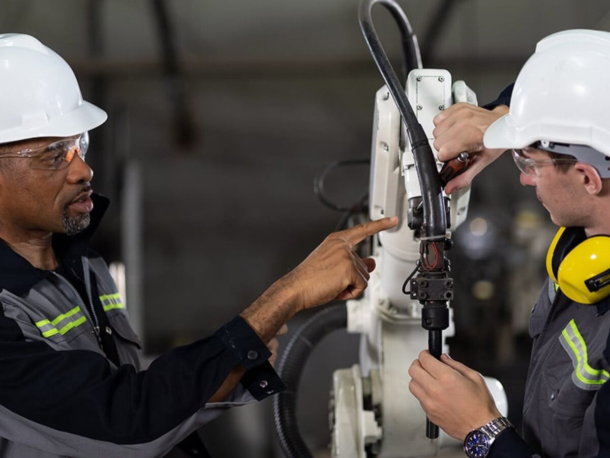 What Kind of Tools Dose a Lead Maintenance Need: Essential Gear