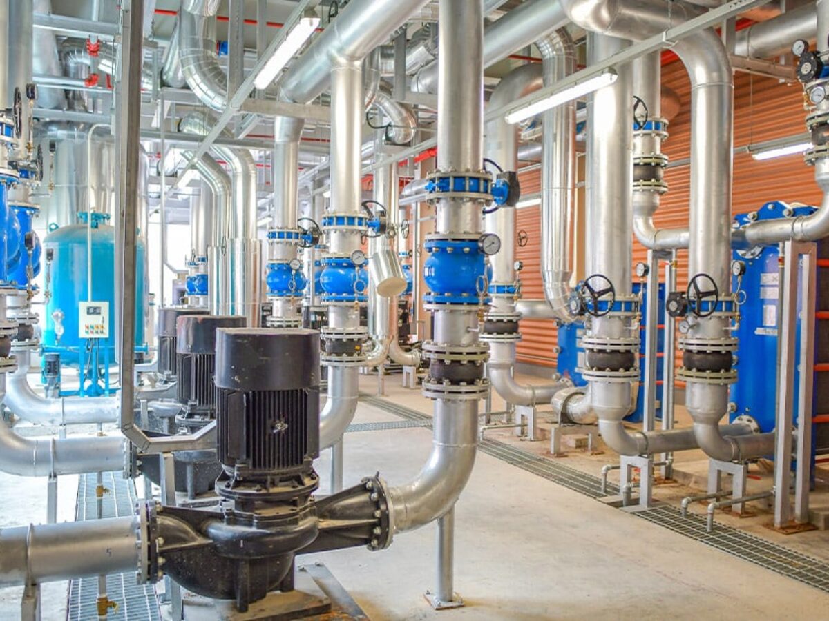 Chiller Maintenance And Cleaning: Essential Tips for Peak Efficiency