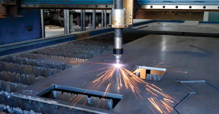 Plasma cutting machine, metal processing, metalwork industry.